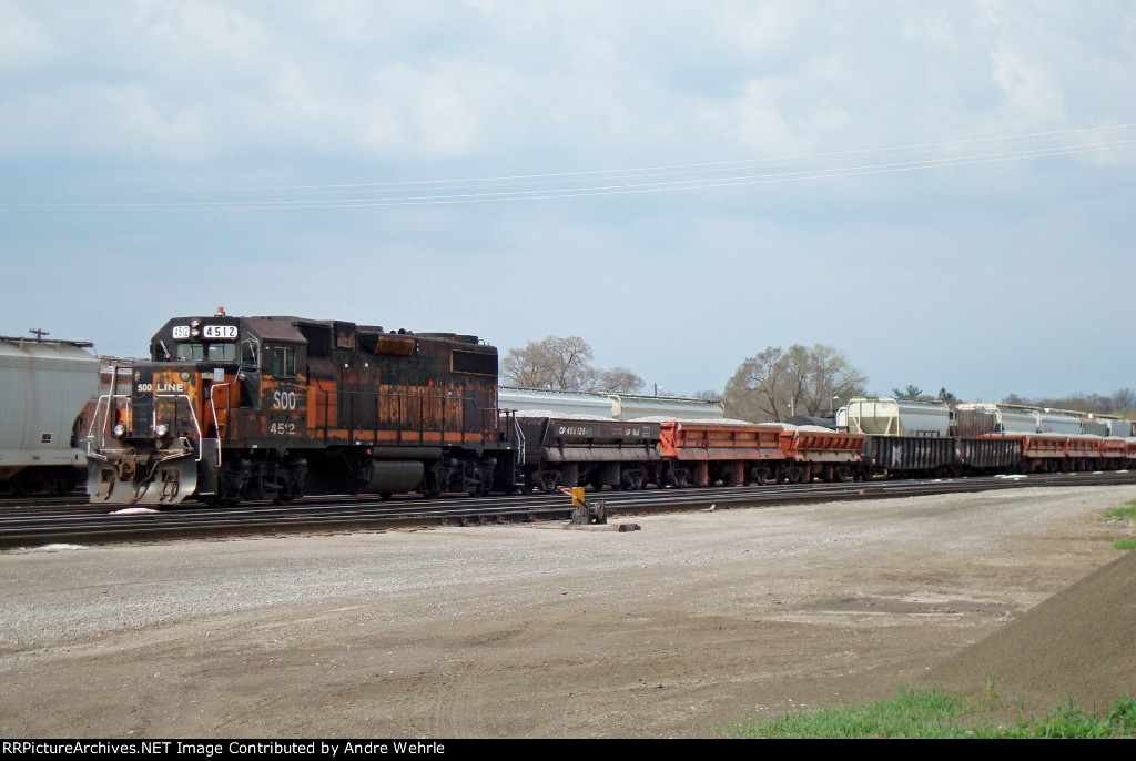 SOO 4512 and ballast train